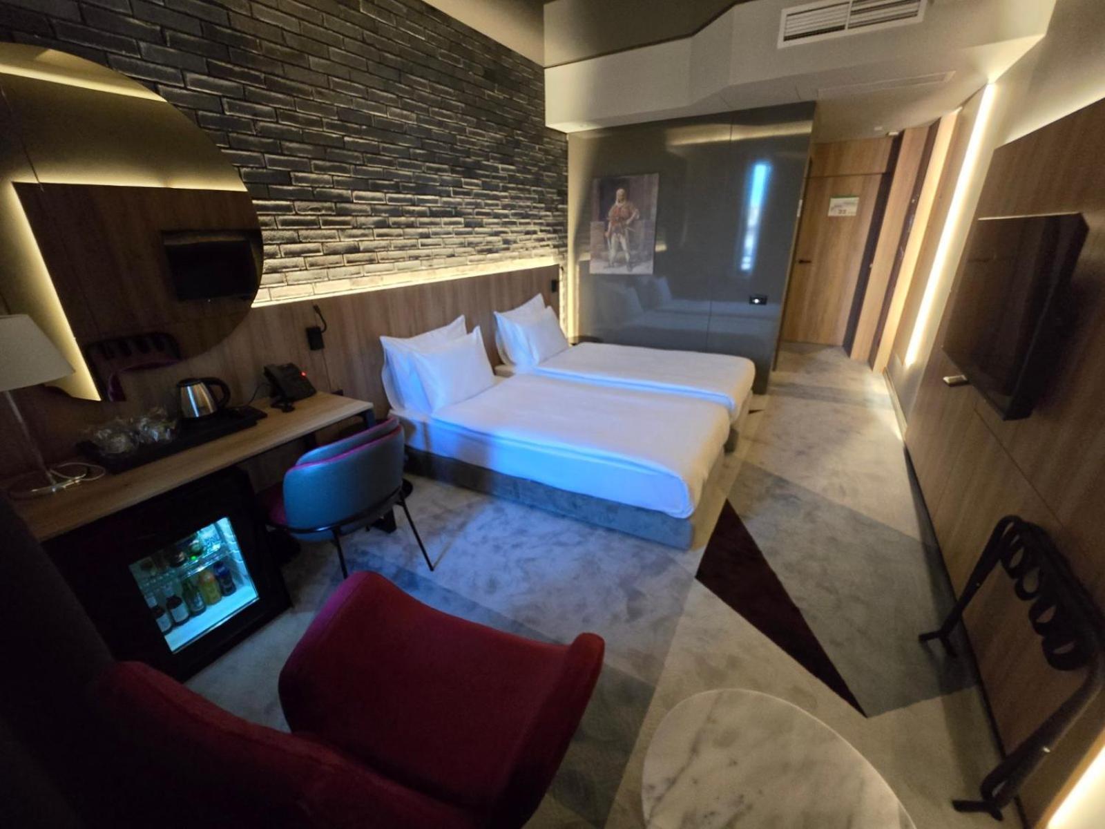 Hotel Vojvoda Putnik Vranje Bagian luar foto
